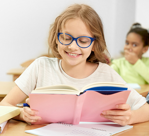 Lentes de control de miopía